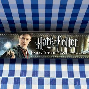 Harry Potter 14 inch Magic Wand With Illuminating Tip The Noble Collection